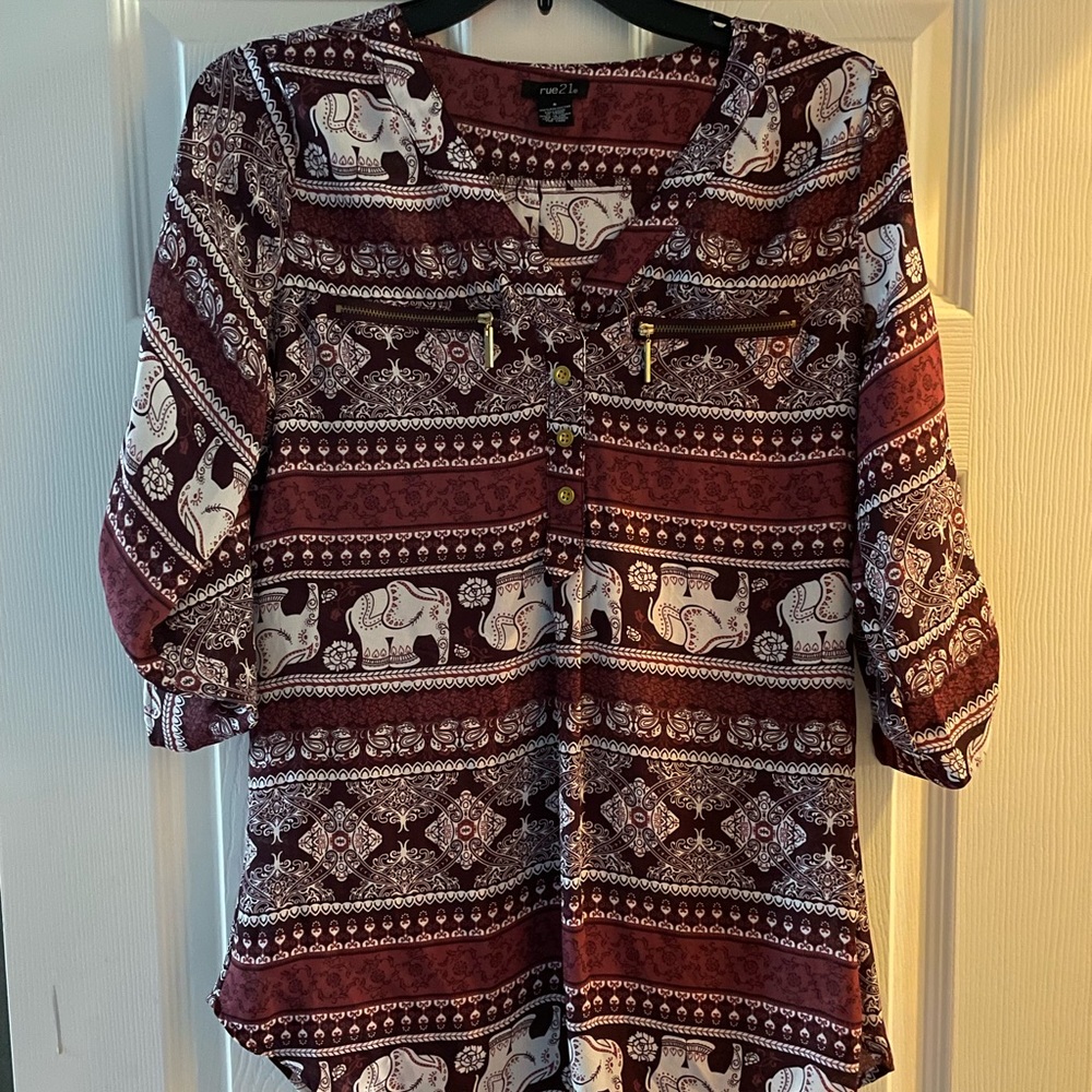 EUC Rue21 3/4 sleeve blouse